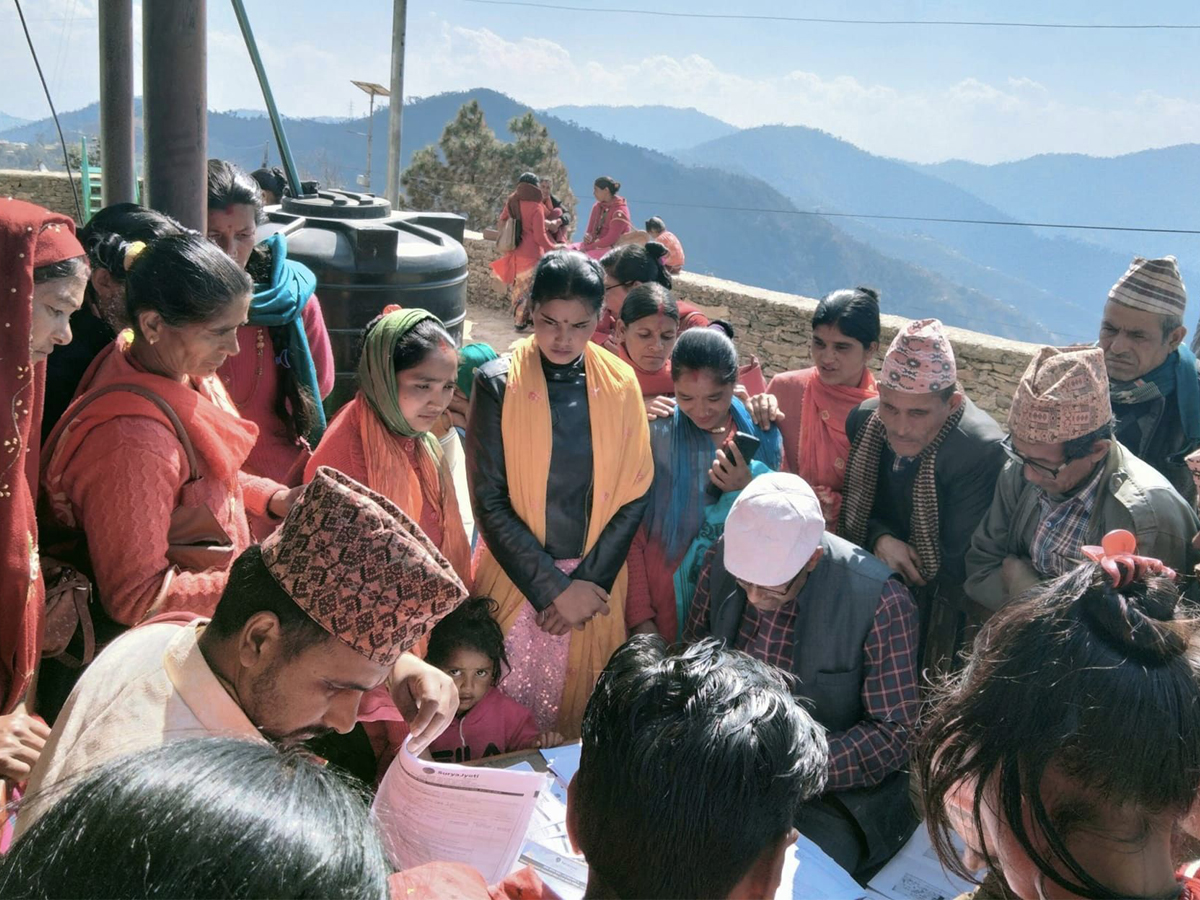 बैतडी : पाटन–८ मा एक सय ८१ जनाको निशुल्क दुर्घटना बीमा 